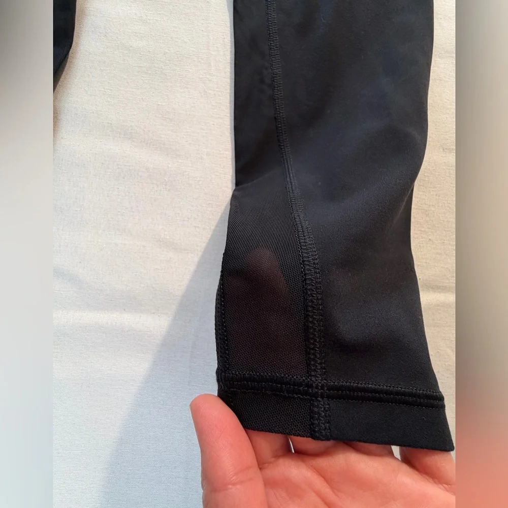 Athleta Black Salutation Mesh High Rise Legging Sz S Gorpcore, Minimalist - Picture 4 of 7